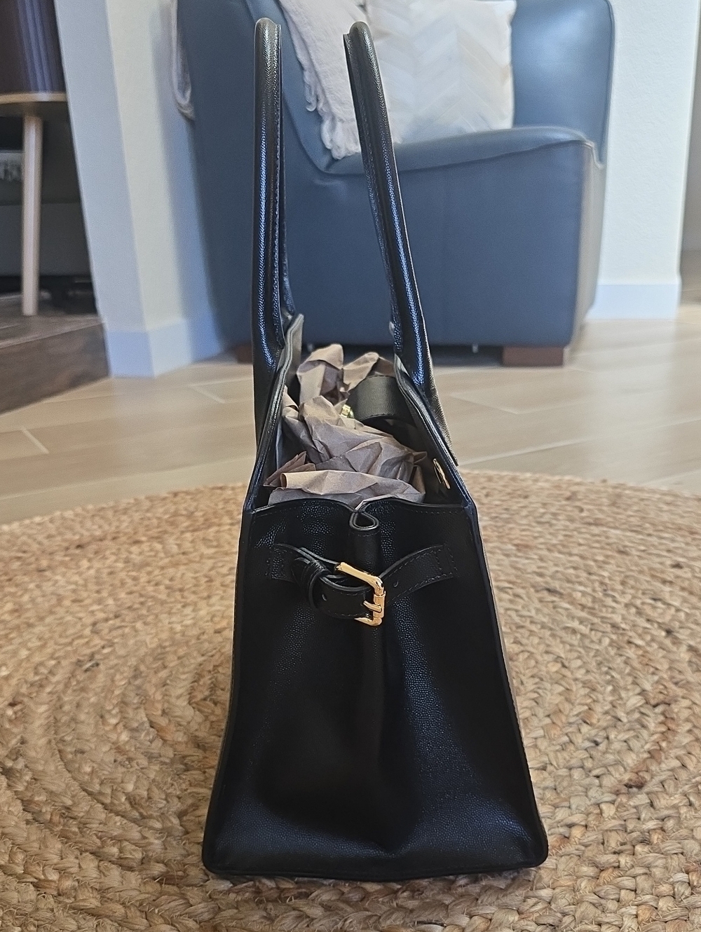 Claudia Firenze Leather Bag - Picture 4 of 8